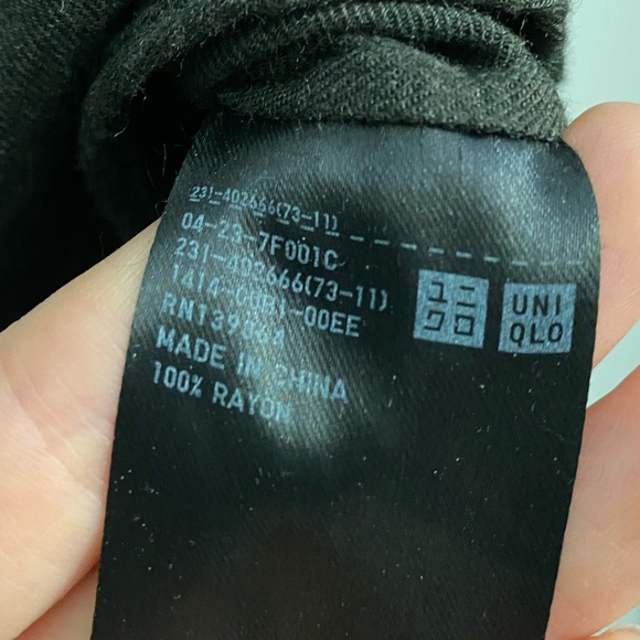Uniqlo S rayon olive long sleeve button down top - Picture 2 of 6